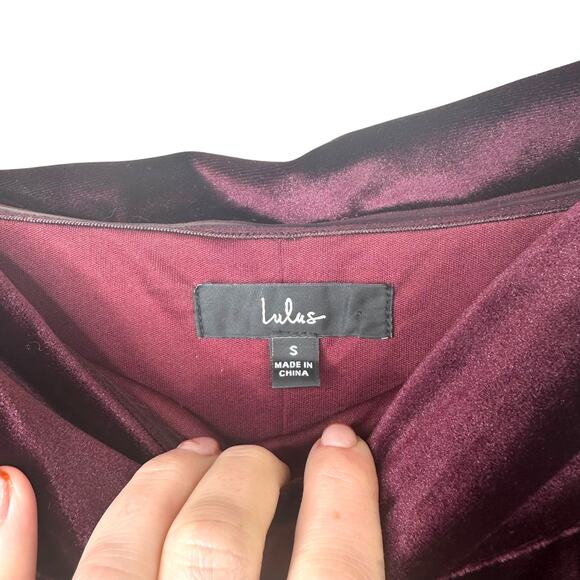 Lulus I'm Enchanted Burgundy Velvet Off-The-Shoulder Tulip Maxi Dress Small - Picture 6 of 10